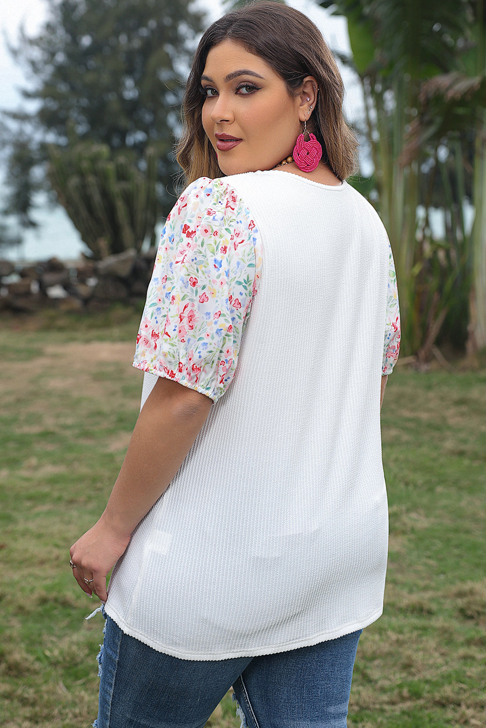 Kinslee Contrast Floral Puff Sleeve Ribbed Knit Plus Size Blouse-1